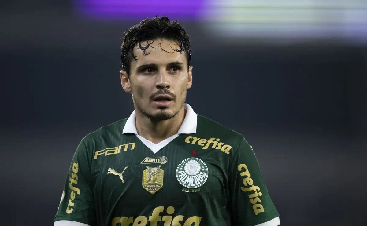 Raphael Veiga, do Palmeiras, Entra na Mira do Toluca, mas Acordo Não Sai do Papel