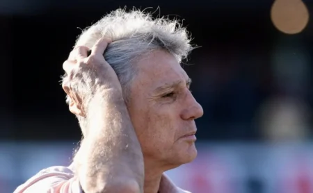 Renato Gaúcho perde prestígio internamente no Fluminense após Mundial e questionamentos são feitos