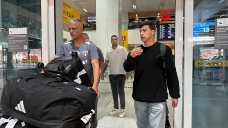 São Paulo atinge limite de estrangeiros no Brasileirão com chegada de Tapia; veja a lista