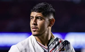 São Paulo toma decisão sobre Alan Franco; renovação contratual deve ser confirmada nos próximos dias