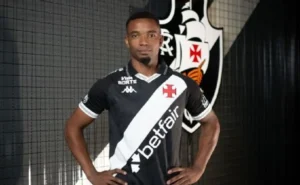 Thiago Mendes pode estrear pelo Vasco contra o Inter no Beira-Rio no próximo domingo.