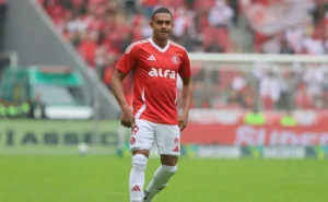 Título de Inter pode ter novidade da base como titular contra o Vasco