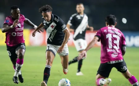 Vasco lidera ranking de eliminações em competições nos últimos 25 anos: o histórico chocante de eliminações do clube