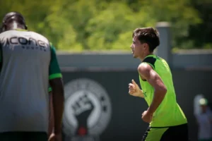 ### Vasco revoga transfer ban e volta a poder contratar jogadores na Fifa