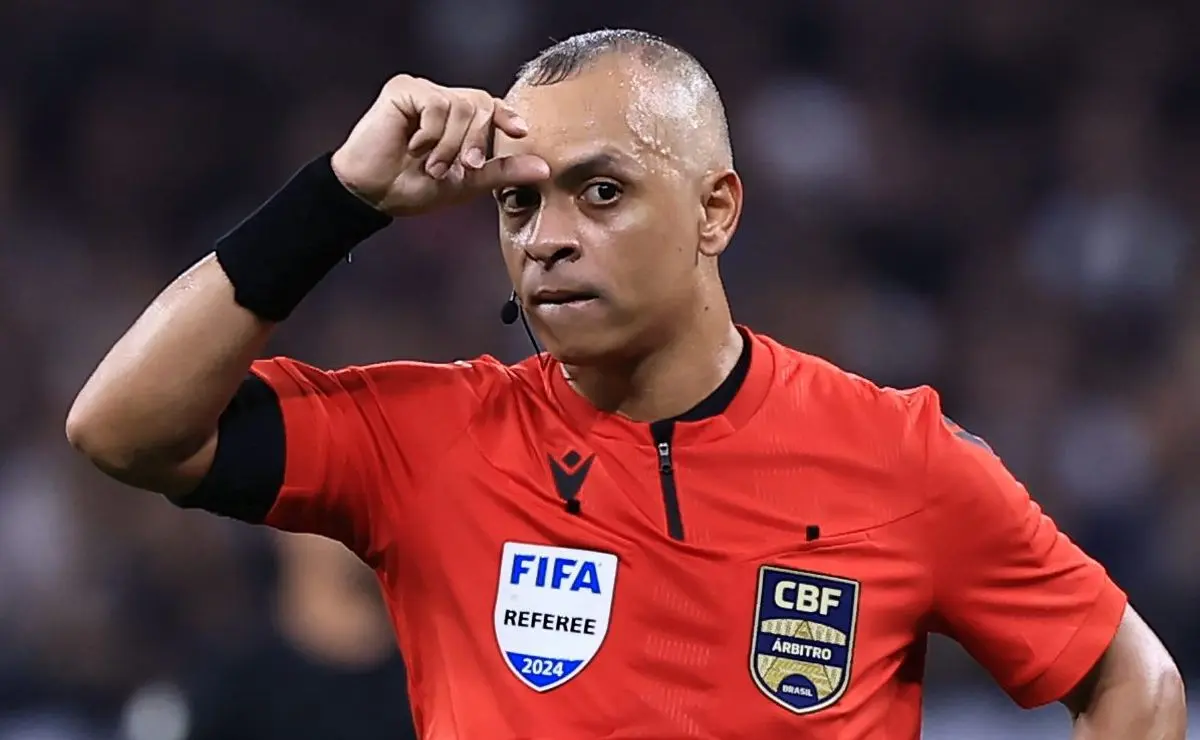 Wilton Sampaio afirma ter sofrido incidentes em Corinthians x Palmeiras na súmula enviada à CBF