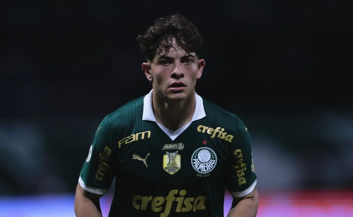 Agustín Giay é Contatado para Jogar na Europa e Saida do Palmeiras é Descartada