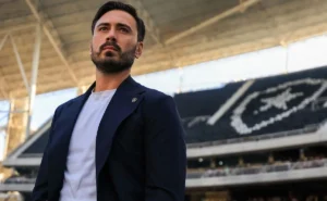 Ancelotti, do Botafogo, desabafa sobre a janela de transferências europeias: “É uma escola, mas quero que acabe logo”