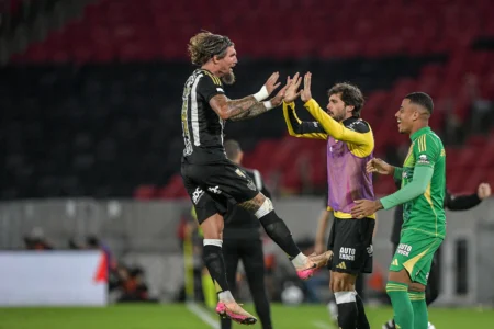Atlético-MG conquista feito incrível contra Flamengo na Copa do Brasil e estabelece vantagem