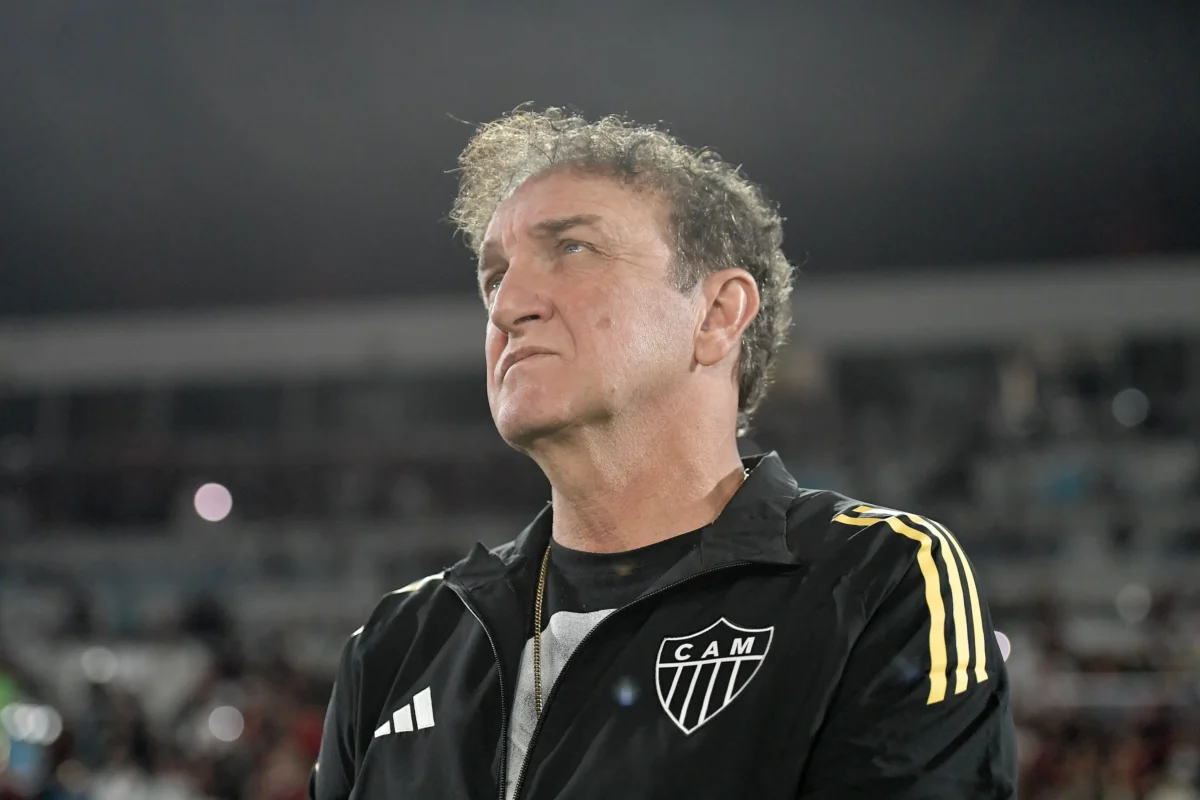 Com Calendário Cheio, Cuca Planeja Rodízio no Atlético-MG Contra o Bragantino