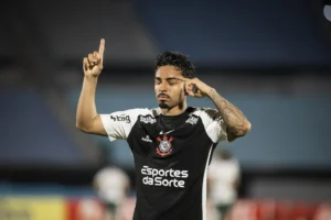 Corinthians chega a acordo para renovação de Matheus Bidu até o final de 2027