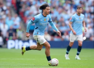Everton demonstra interesse no jogador Grealish, do Manchester City
