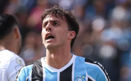 Felipe Carballo pode deixar o Grêmio para jogar nos Estados Unidos