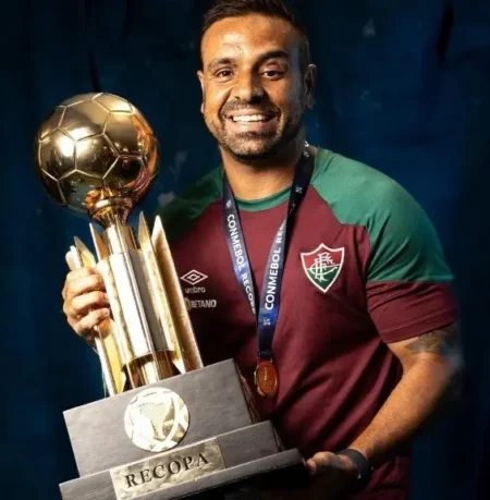 Fluminense perde preparador físico aos 38 anos