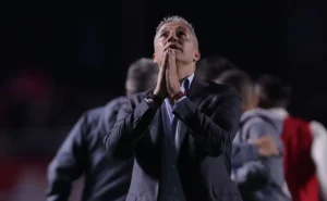 ### Histórico dos Duelos entre São Paulo e Athletico
