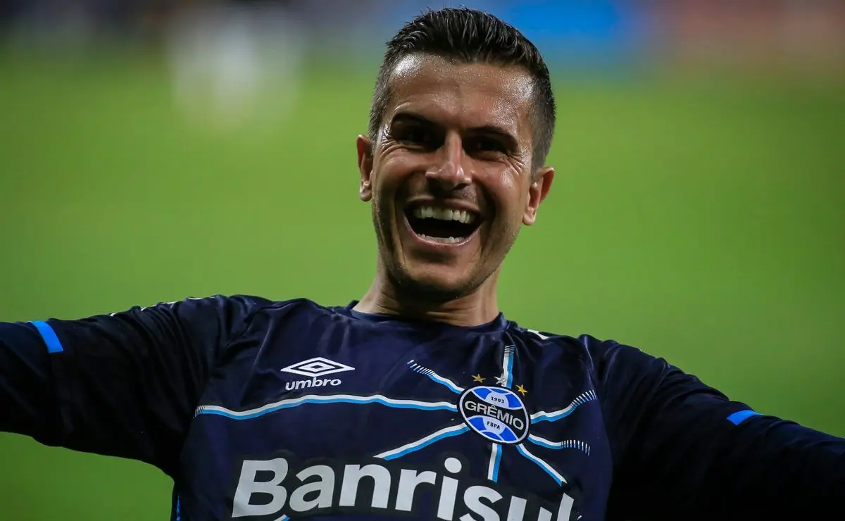 Insatisfeito no Grêmio, Gabriel Grando pode abrir caminho para uma possível volta de Marcelo Grohe