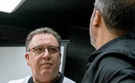 Marcelo Teixeira pressiona Alexandre Mattos no Santos e visa a saída de seis a oito jogadores
