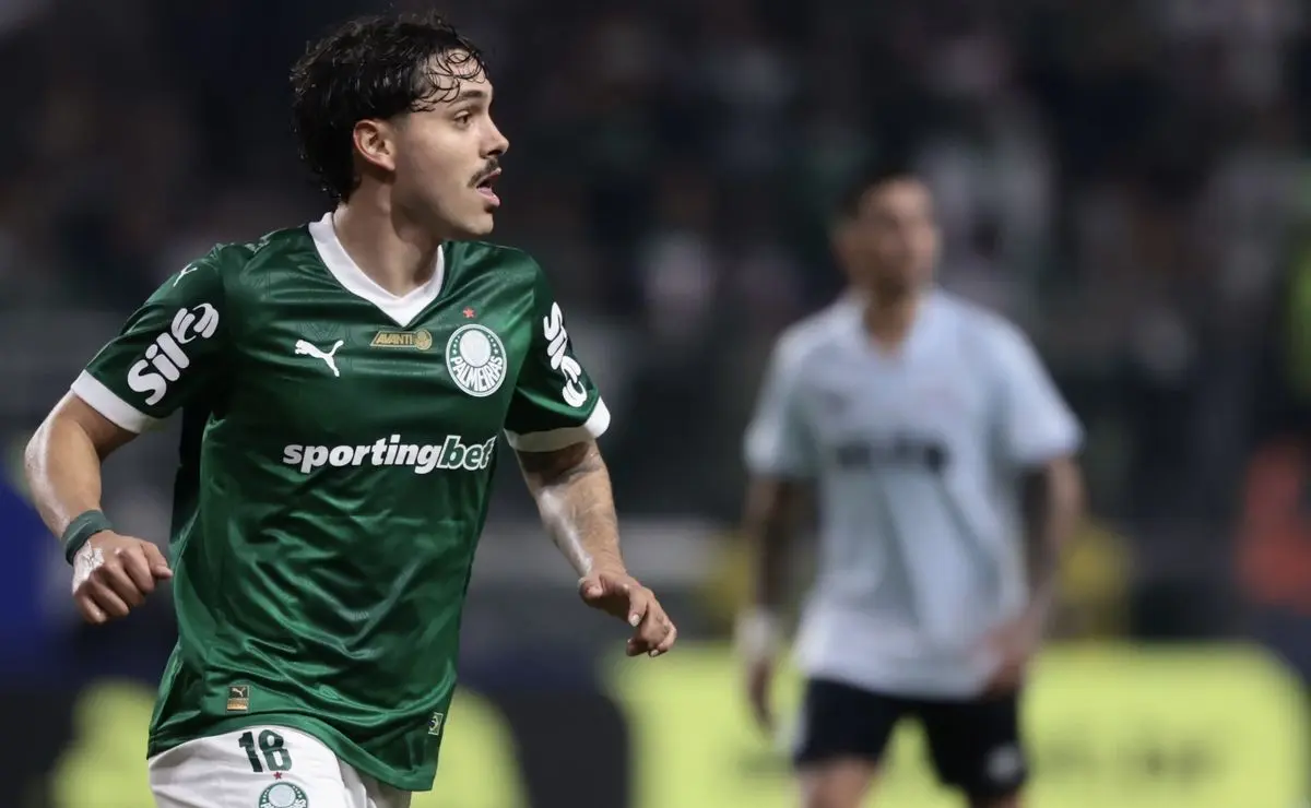 Maurício e Aníbal Moreno não se juntaram ao Palmeiras para enfrentar o Vitória