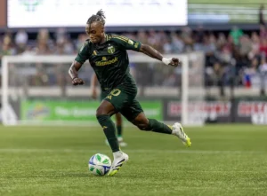 Santi Moreno Reitera Pedido de Liberação e Fluminense Aguarda o Enfrentamento com o Portland