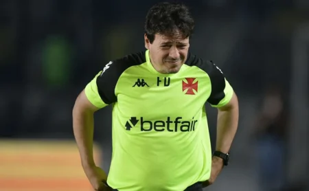Torcedores Publicam Memes e Agitam as Redes após Mirassol x Vasco: Fernando Diniz Conquista a Atenção