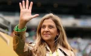André Pereira tem chegada encaminhada e Leila Pereira negocia a saída de Marcelo Lomba no Palmeiras.