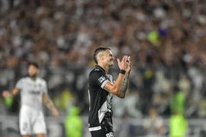 Análise: Vasco busca a vitória contra o Botafogo, além de aprender com a Copa do Brasil.