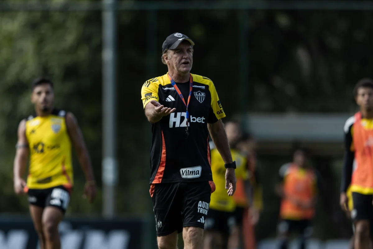 Atlético-MG x Cruzeiro: Galo sem Lyanco e Saravia começa a preparação para o clássico na Copa do Brasil