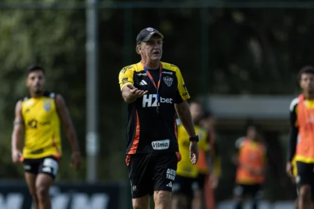 Atlético-MG x Cruzeiro: Galo sem Lyanco e Saravia começa a preparação para o clássico na Copa do Brasil
