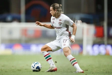 Cannobio Destaca Progressos do Fluminense Apesar da Derrota para o Bahia.