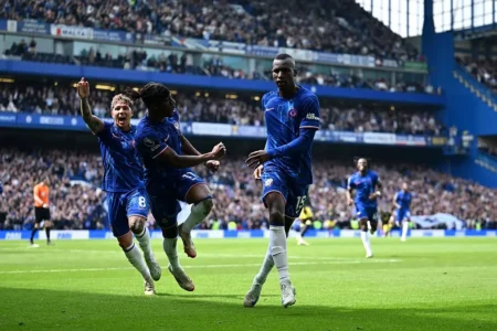 Chelsea muda de ideia e suspende empréstimo de Nicolas Jackson ao Bayern de Munique