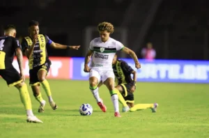 Clube de Portugal faz proposta e Vasco aceita vender Figueiredo, aguardando confirmação de América-MG