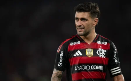 Comentaristas do Grupo Globo apontam forte favoritismo do Flamengo no duelo contra o Grêmio