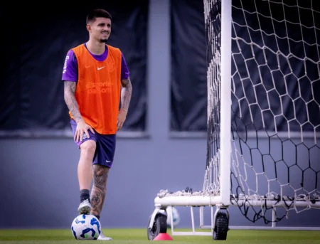 Corinthians fecha empréstimos de Léo Maná e Diego Palacios