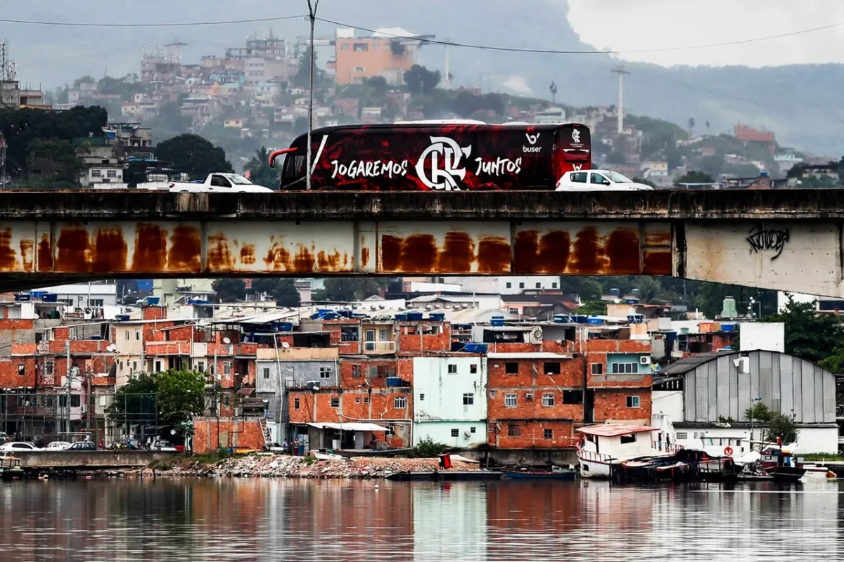 Dia Mundial da Fotografia: diferentes gerações de fotógrafos se encontram para capturar momentos icônicos do Flamengo