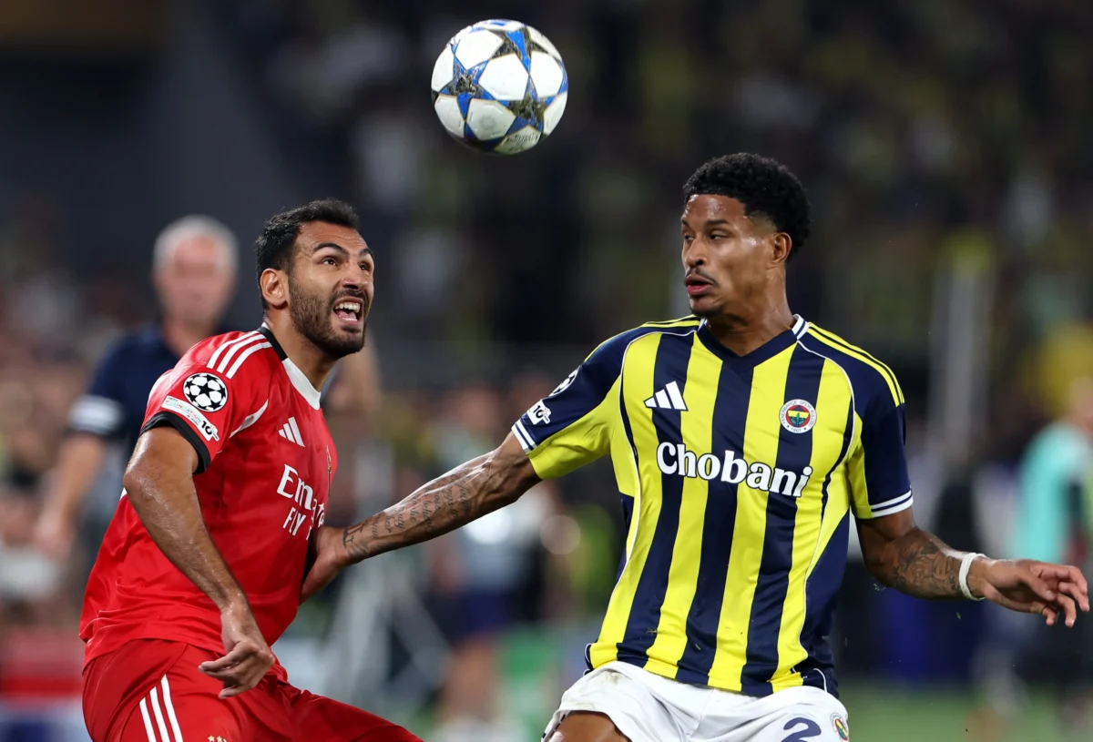 Fenerbahçe e Benfica empatam no jogo da ida dos playoffs da Liga dos Campeões