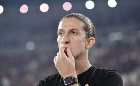 Filipe Luís faz faxina no Flamengo, liberando Michael, Victor Hugo, Juninho e Matheus Gonçalves