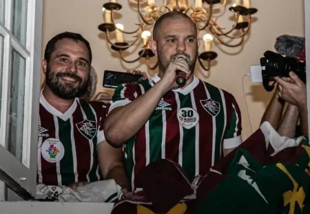 Fluminense aguarda documento com proposta da SAF em reunião