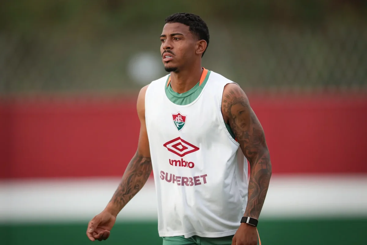 Fluminense Rejeita Proposta do Shakhtar Donetsk para John Kennedy