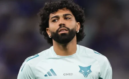 "Gabigol se declara ao Flamengo: Cruzeiro exige rescisão imediata"