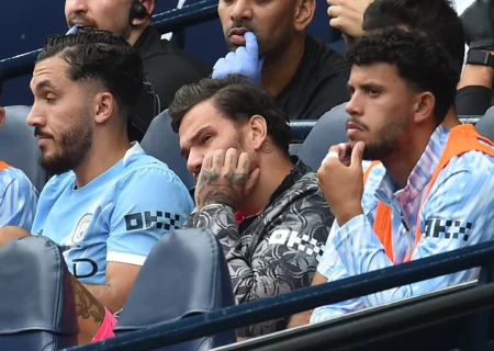 Guardiola justifica a escolha de Trafford sobre Ederson no time titular do Manchester City