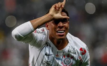 ### Gustagol não será contratado pelo São Paulo após desistência