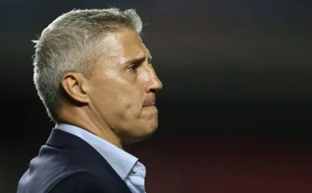 "Hernán Crespo prevê Wendell e Arboleda iniciarem transição no São Paulo para o Cruzeiro nas competições brasileiras"