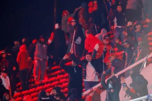 Independiente x Universidad de Chile: clube argentino veta 25 torcedores para o resto da vida
