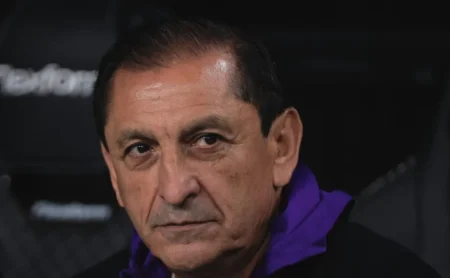 Inter teme pela perda de Ramón Díaz para o Grêmio