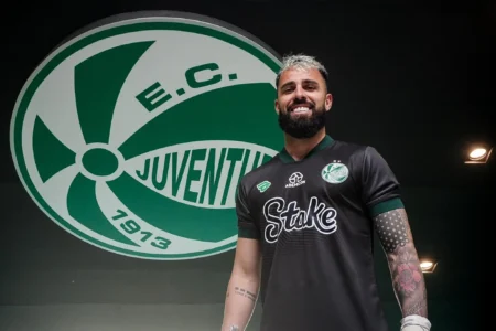 "Jandrei Busca Novos Desafios no Juventude"