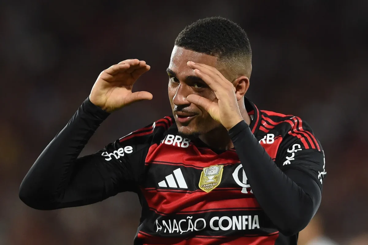 Jornal espanhol destaca goleada do Flamengo pelo Brasileirão: "Domínio impressionante no Brasileirão"
