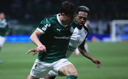 Jornalista Danilo Lavieri aponta Palmeiras com mais pressão no Dérbi.