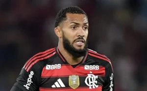"Juninho voltou ao Flamengo na janela de transferências"