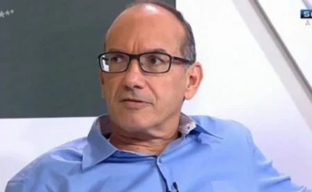 Lédio Carmona destaca superioridade do Internacional, mas avisa que jogo contra Grêmio é burocrático