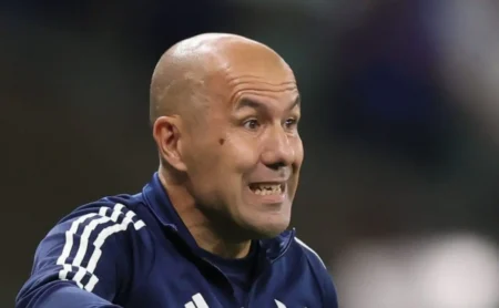 Leonardo Jardim Dá "Pista" a Crespo sobre Escalação Antes de Cruzeiro x São Paulo: "Vamos Gerir"
