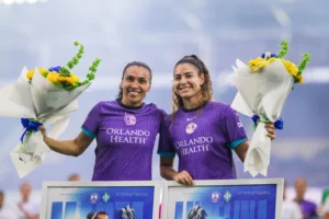 Marta e Angelina recebem homenagem do Orlando Pride pelo Título da Copa América